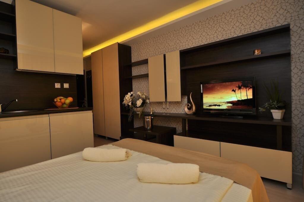 Harmony Suites Jungle Sunny Beach Exterior foto