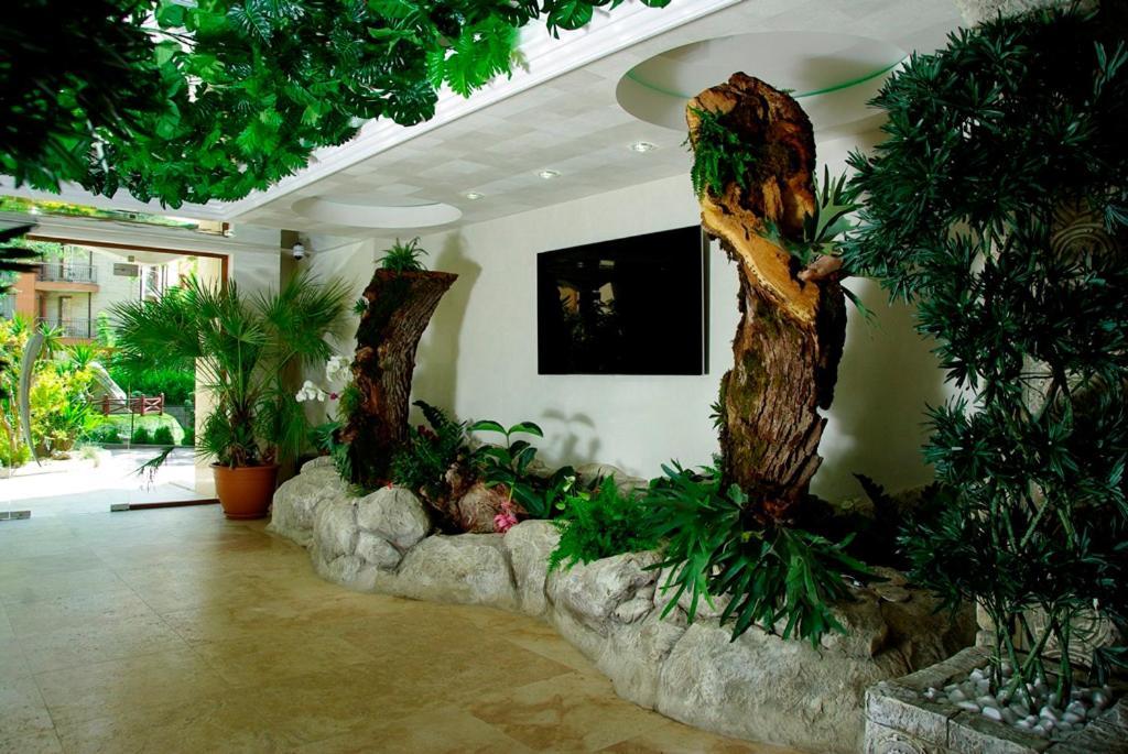 Harmony Suites Jungle Sunny Beach Exterior foto