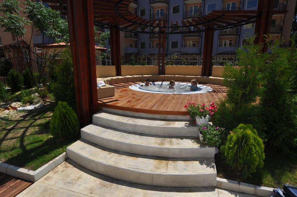 Harmony Suites Jungle Sunny Beach Exterior foto