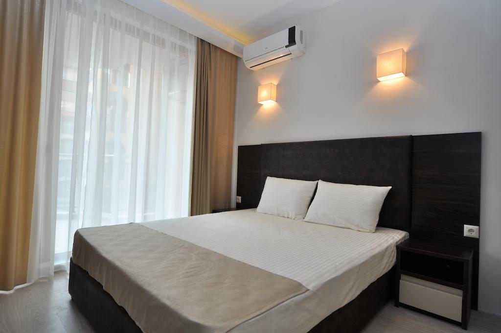 Harmony Suites Jungle Sunny Beach Exterior foto